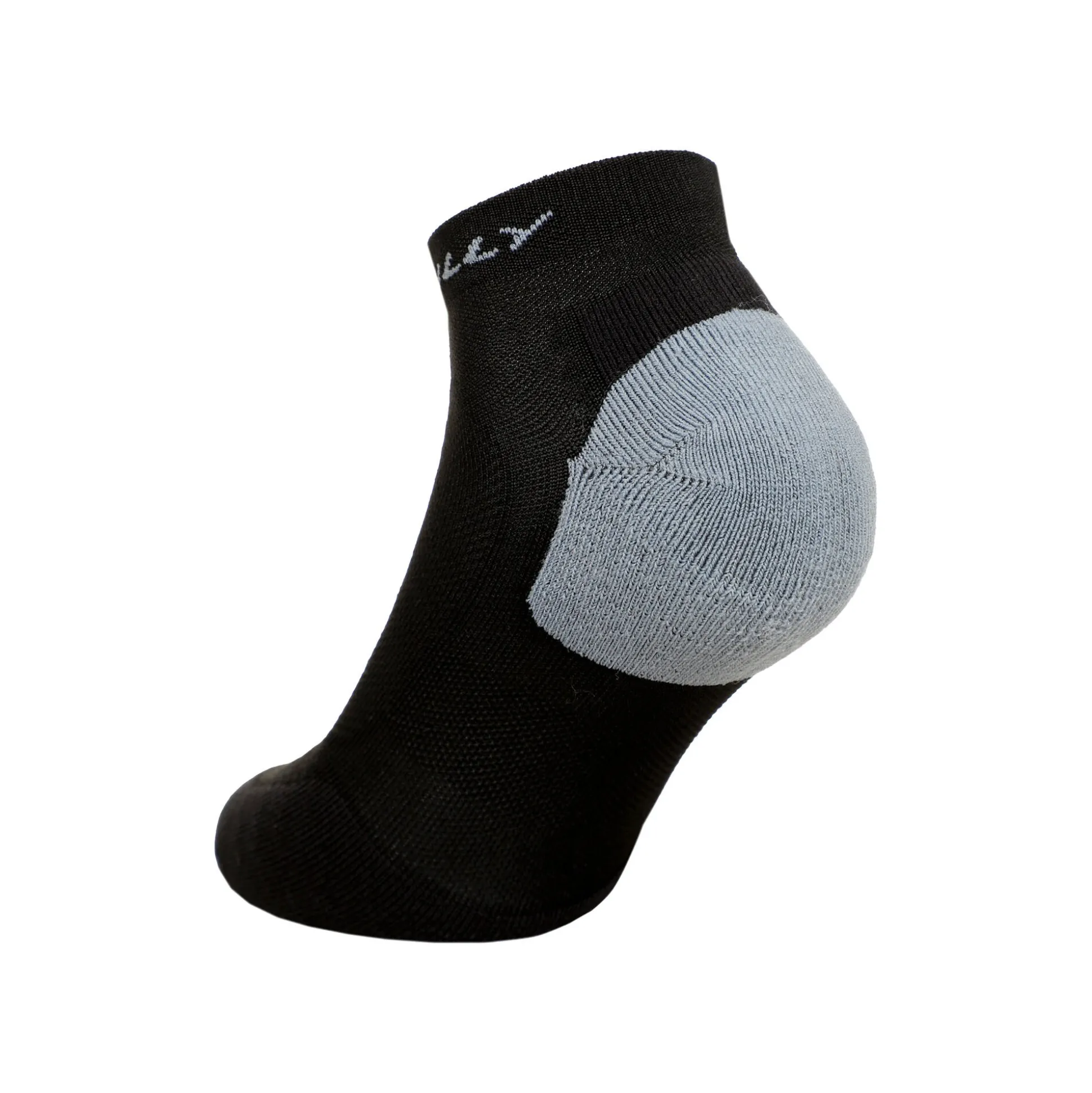 Store Active Quarter Minimum Cushioning 2p Running Socks - White, Black Running Clothing