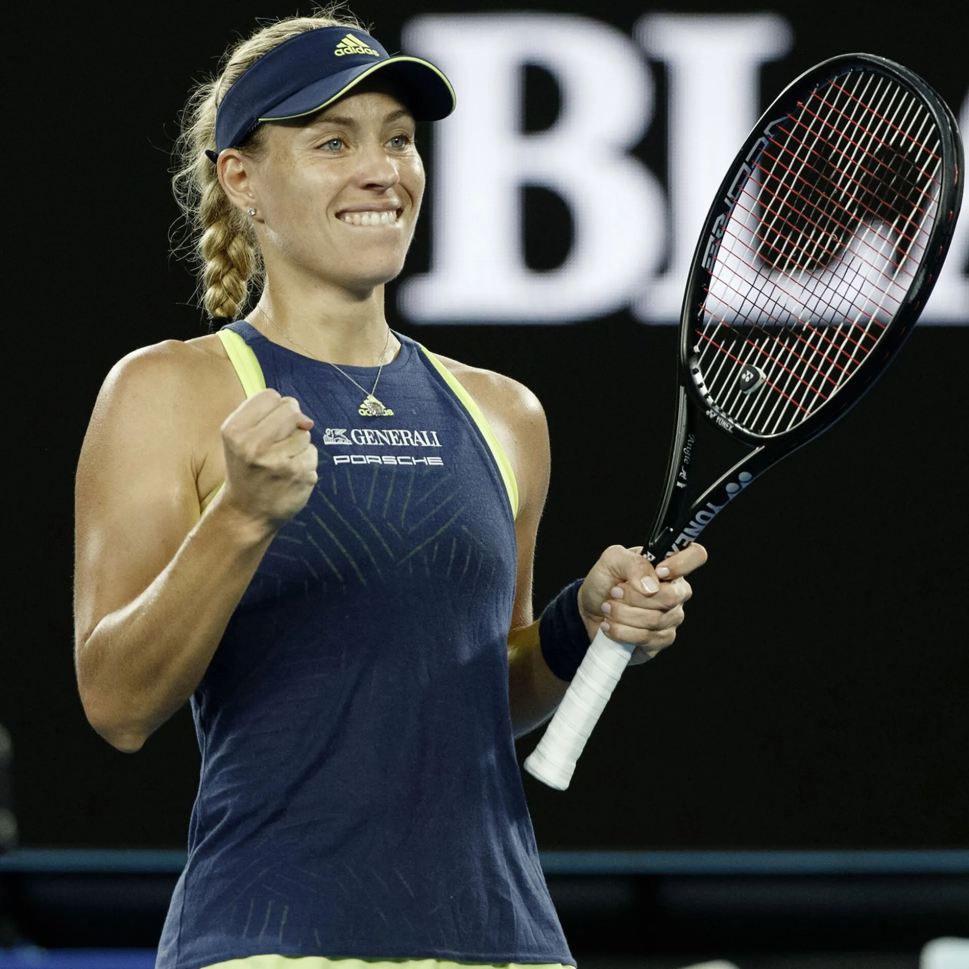 Shop Angelique Kerber Super Grap 3 Pack - White Grips
