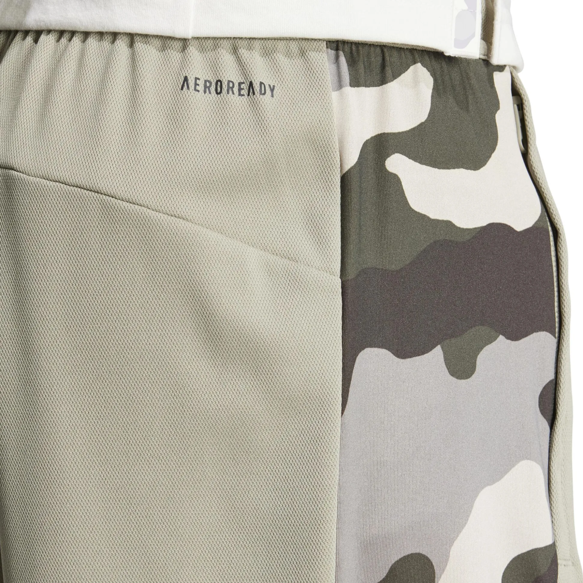 Hot Camo 1/4 Zip Shorts Men - Shorts