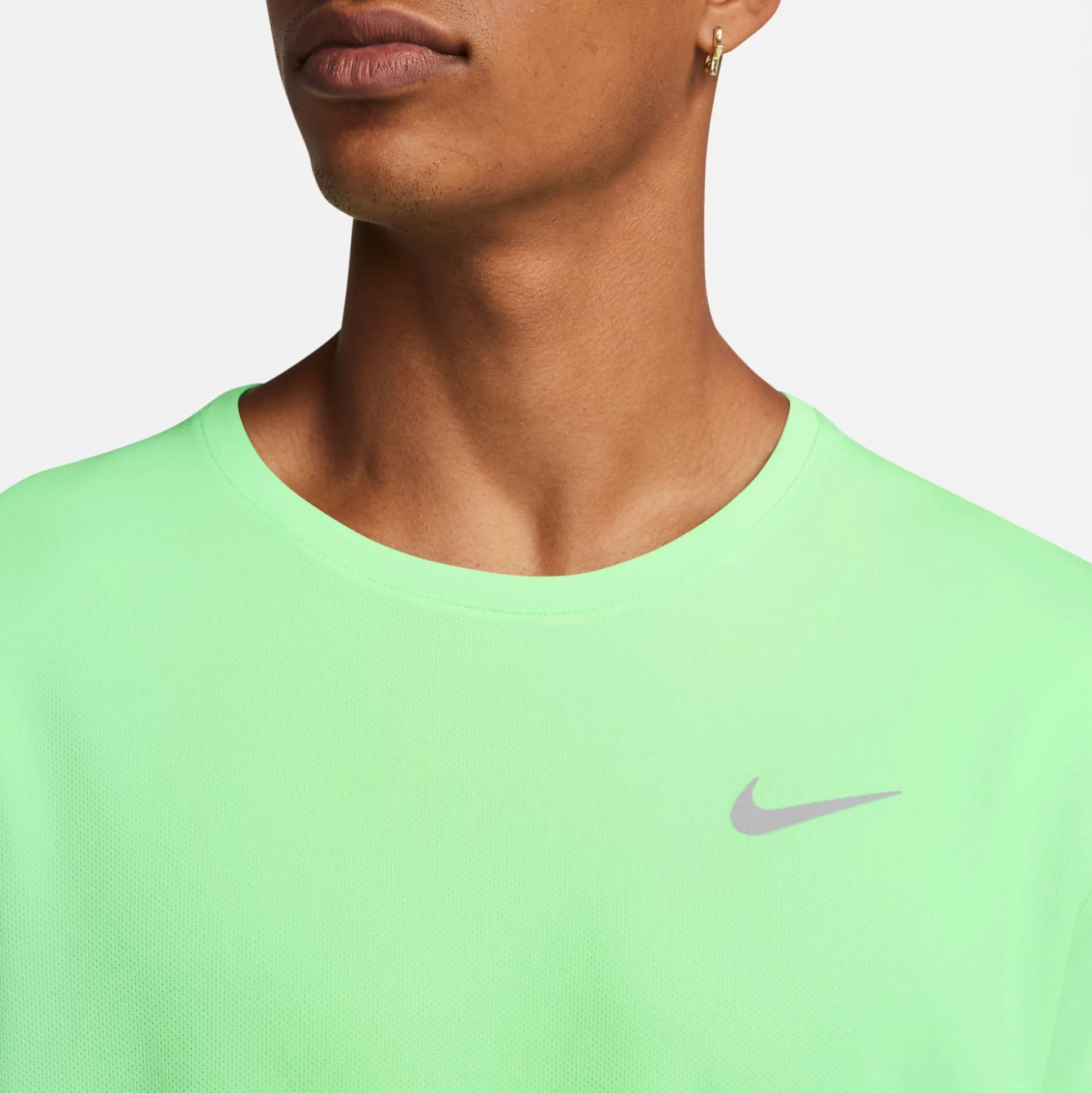 Flash Sale Dri-Fit Miler Dri-Fit Miler UV Running Shirt Men - Running Clothing