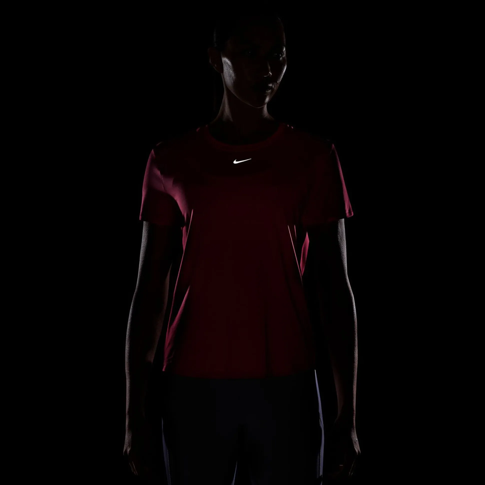 New Dri-Fit One Classic T-Shirt Women - Shirts
