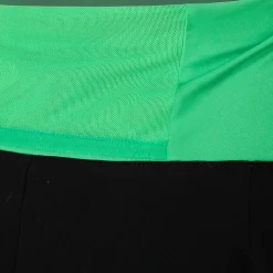 Discount Dynamic Shorts Women - Black, Green Shorts
