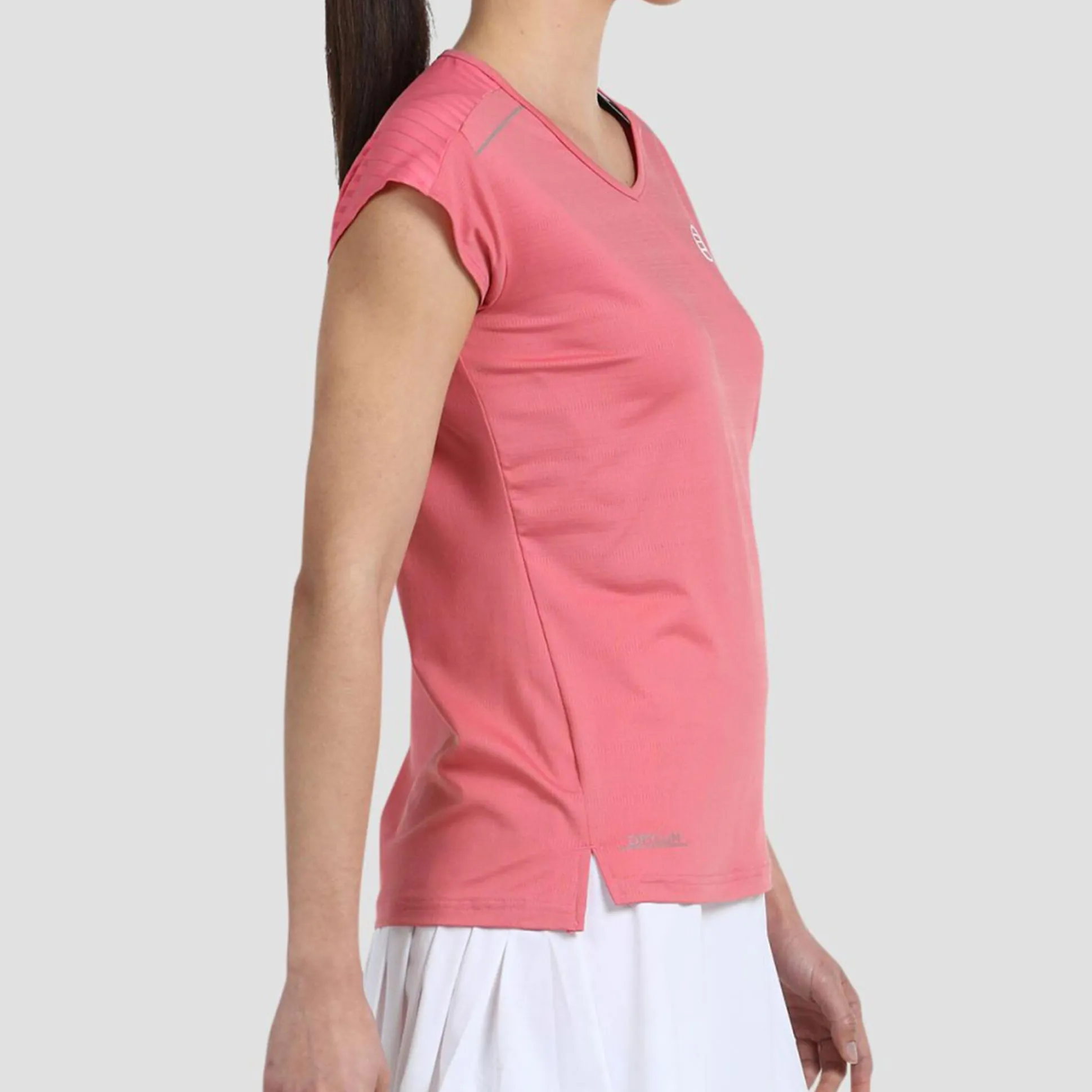 New Eleva T-Shirt Women - Shirts