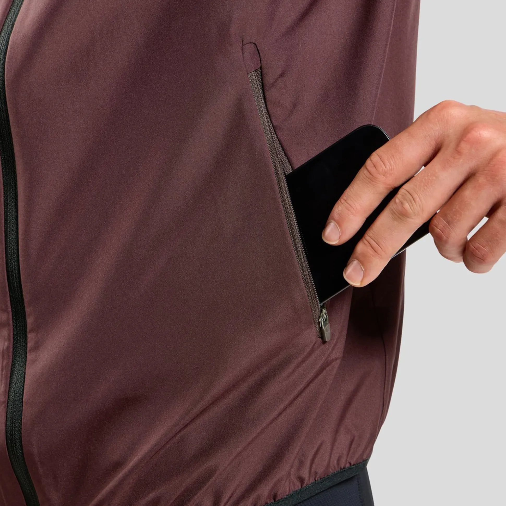 Outlet Essential Light Running Jacket Men - Running Clothing