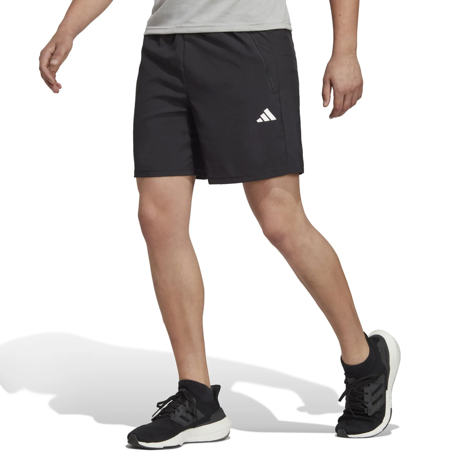 New Essentials Woven Shorts Men - Black Shorts