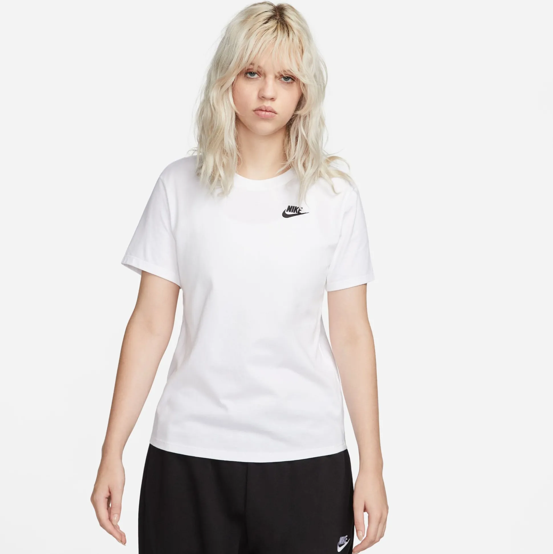 Cheap New Sportswear Club T-Shirt Women - Shirts