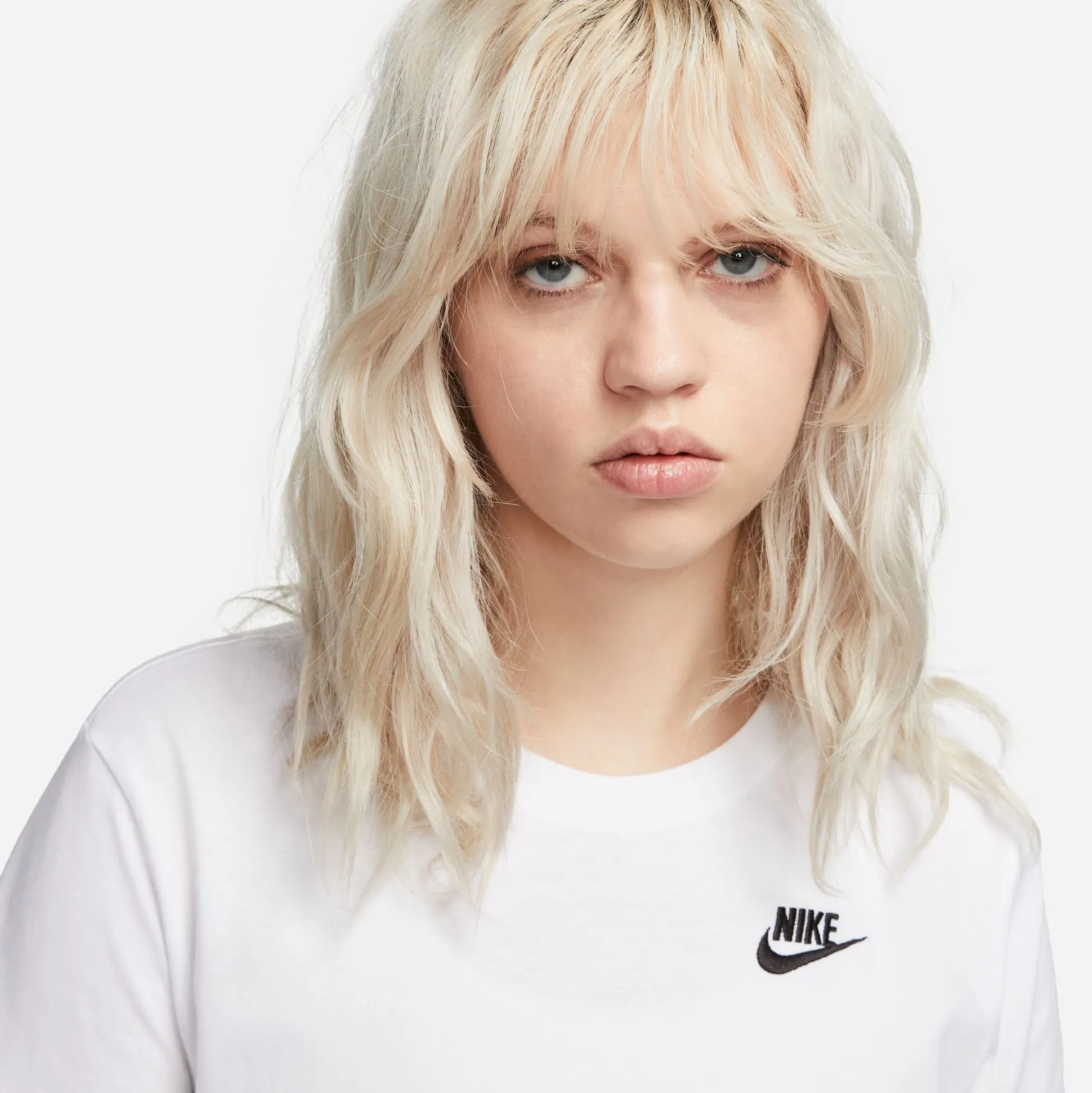 Cheap New Sportswear Club T-Shirt Women - Shirts