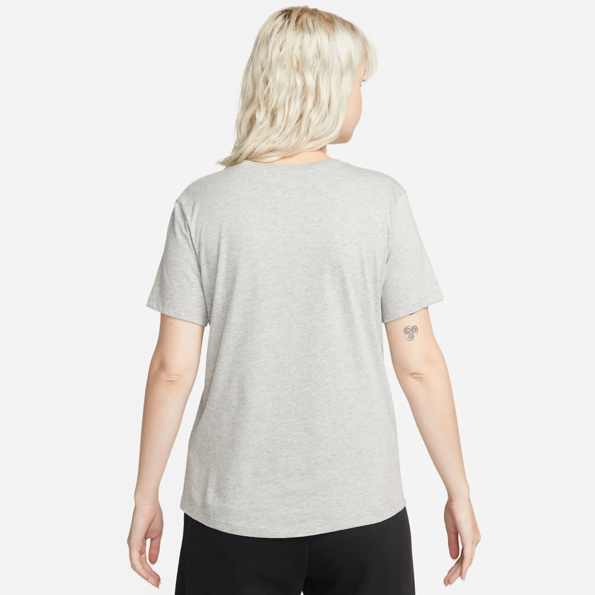 Shop New Sportswear Essential Icon Futura T-Shirt Women - Grey, White Shirts