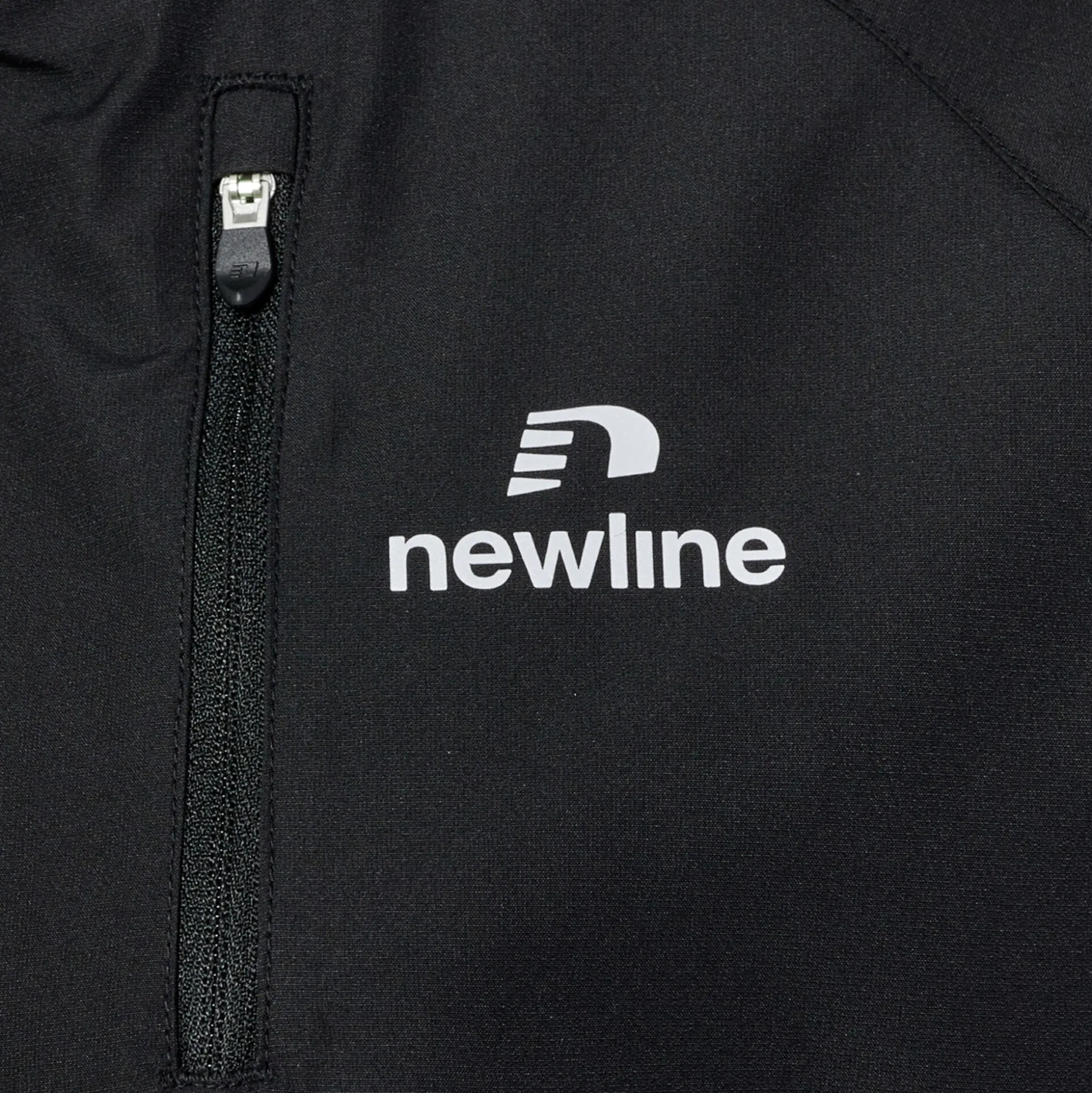 Discount Pace Running Jacket Women - Black, Beige Running Clothing
