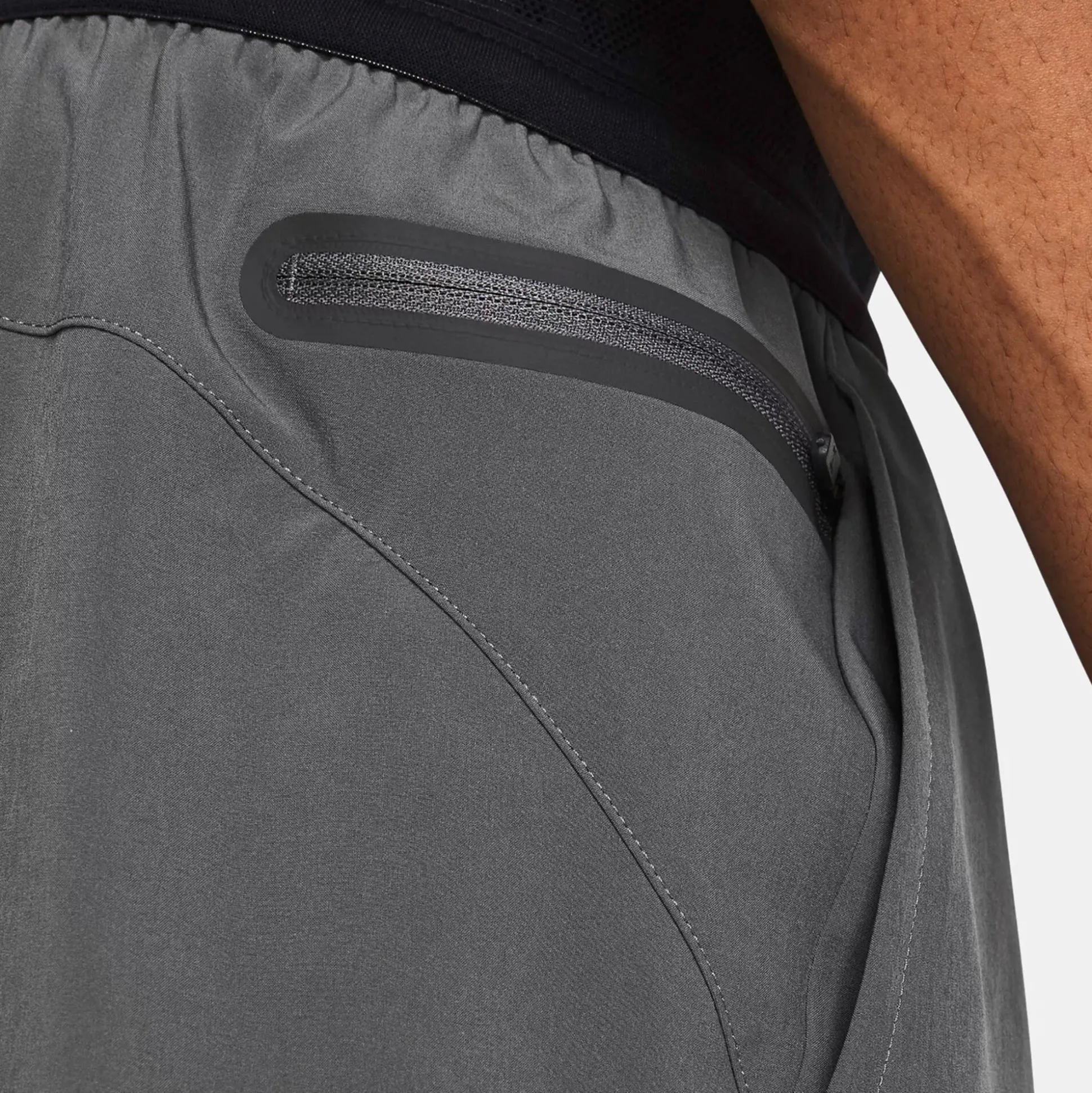 Online Peak Woven Shorts Men - Shorts
