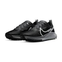 Hot Pegasus Trail 4 Trail Running Shoe Women - Black, Grey Running Shoes