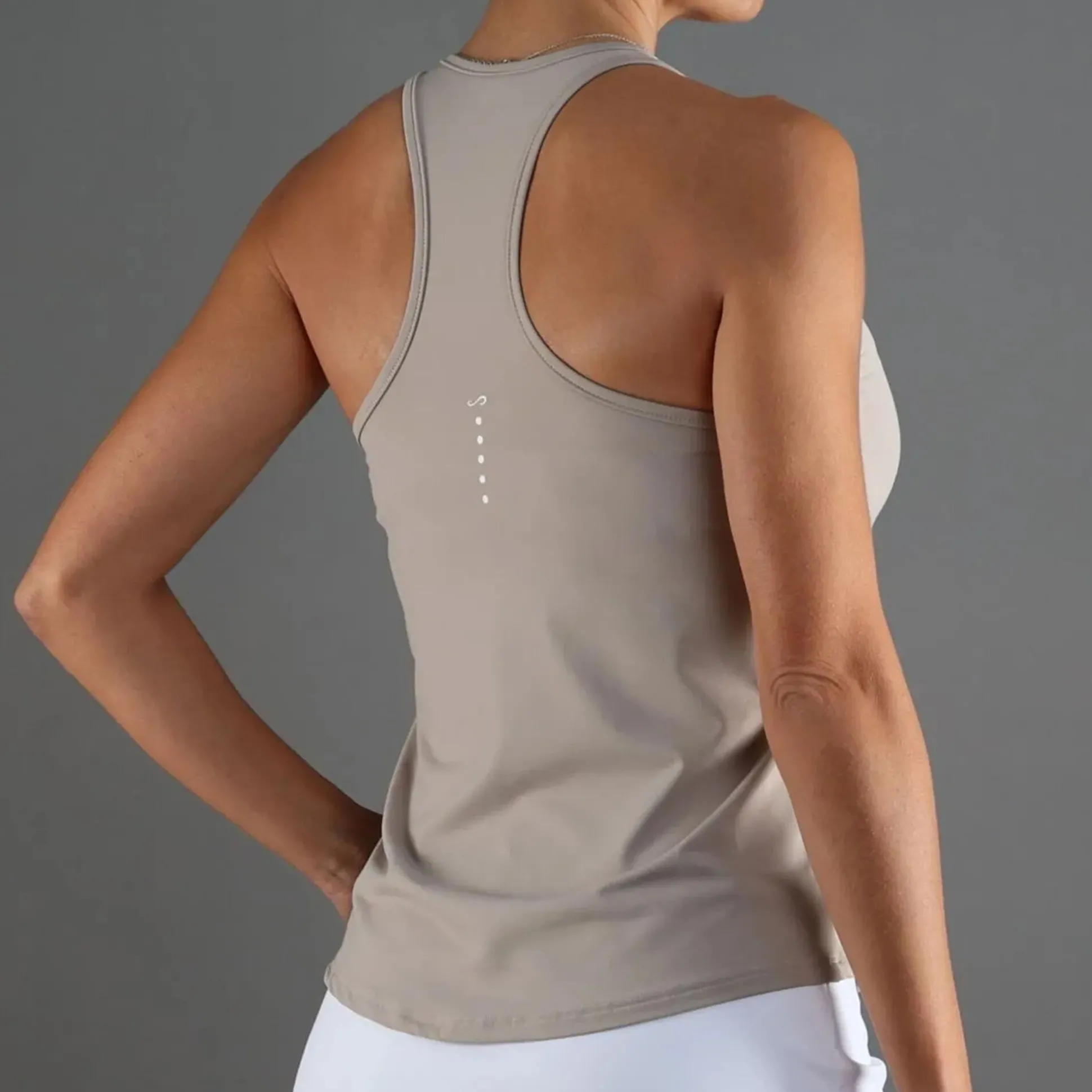 Best Speed V Tank Top Women - Tops
