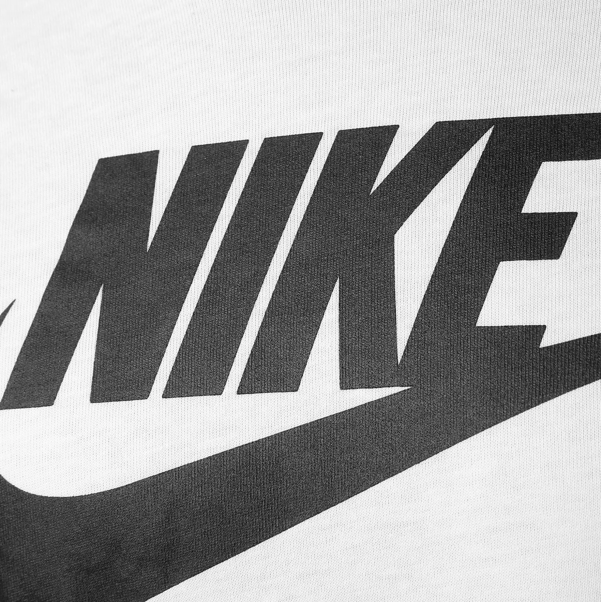 New Sportswear T-Shirt Men - White, Black Shirts