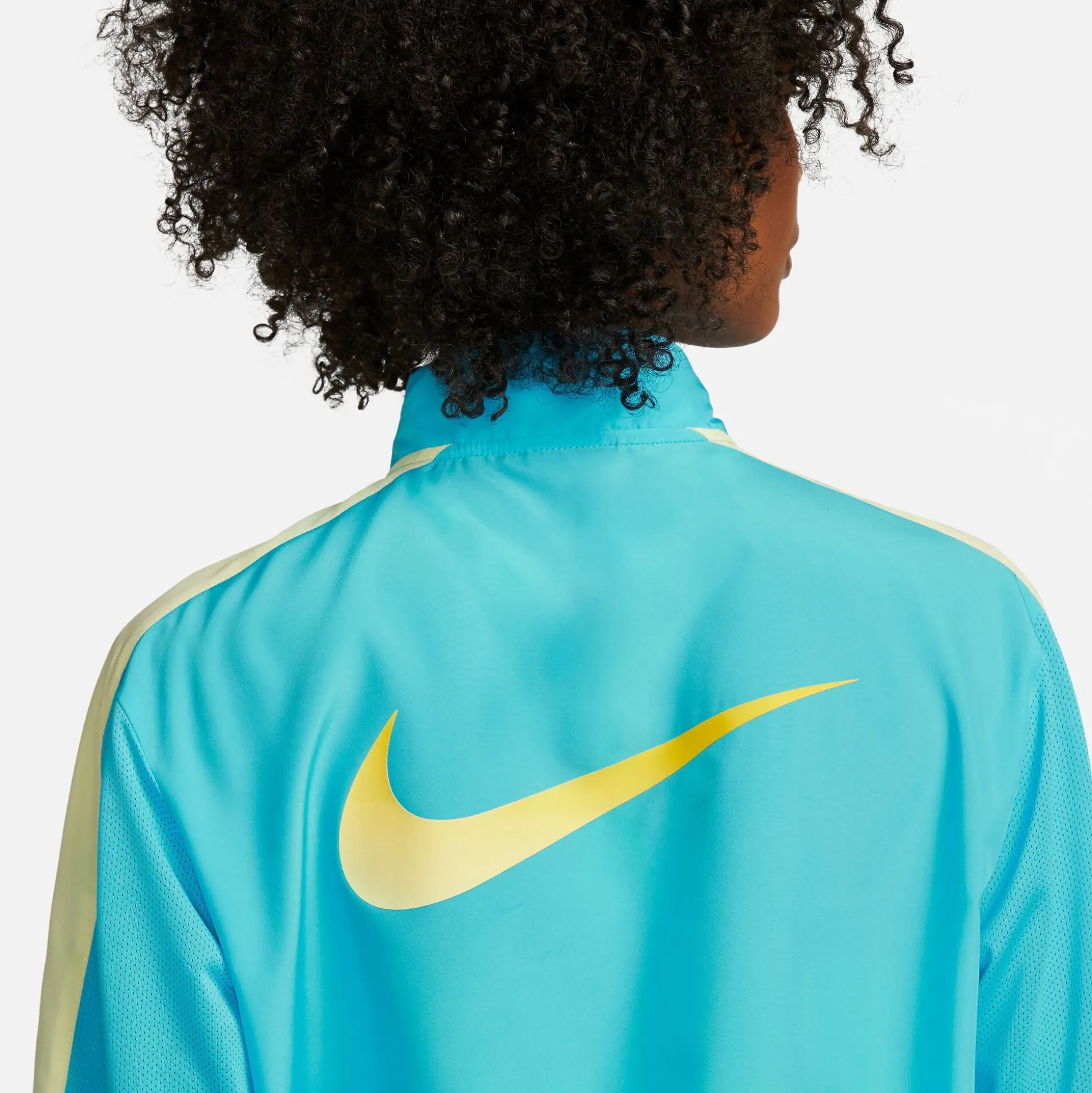 New Swoosh Running Jacket Women - Blue, Yellow Running Clothing